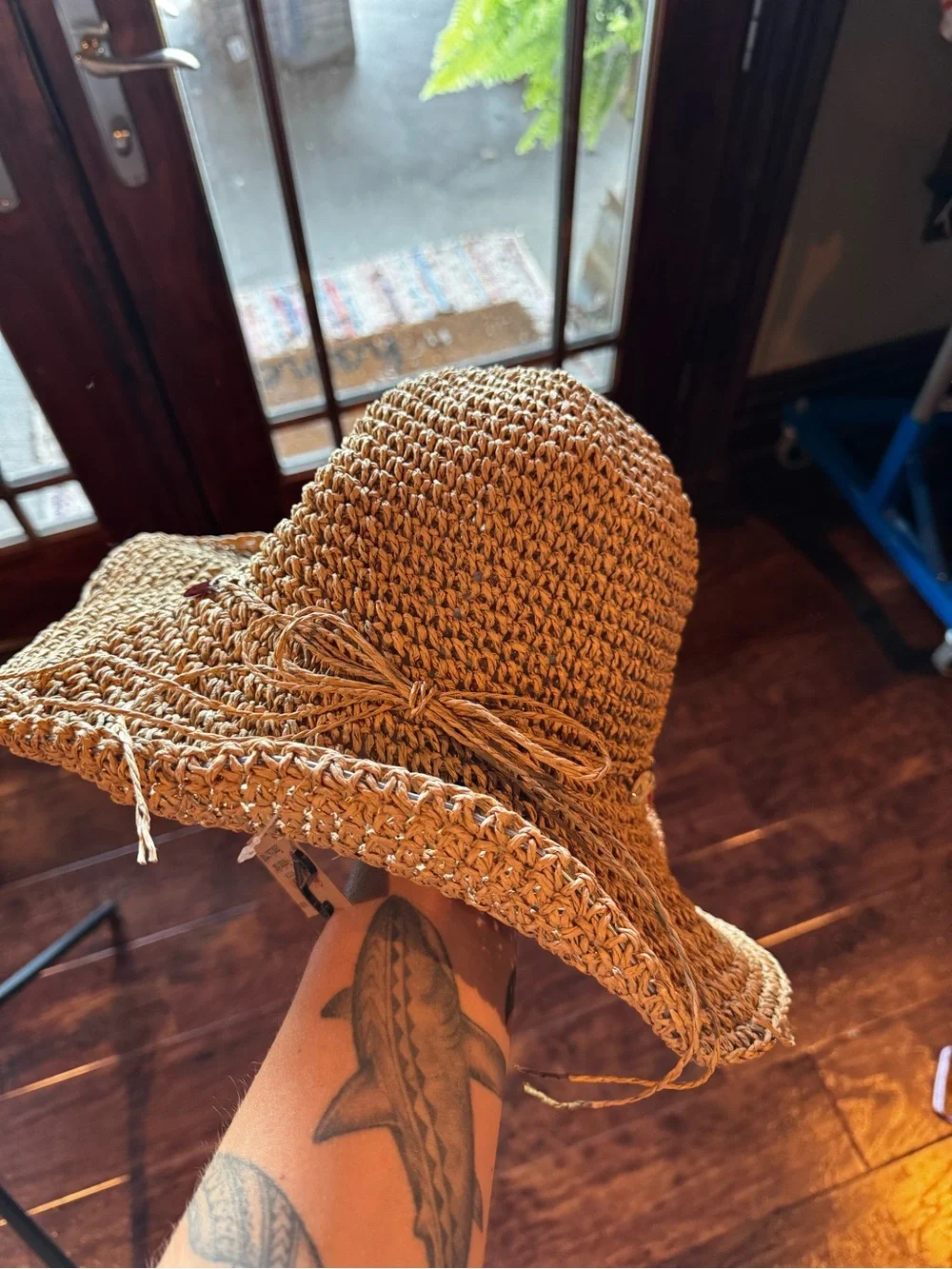 NWT Beach Woven Straw Sun Protection Hat